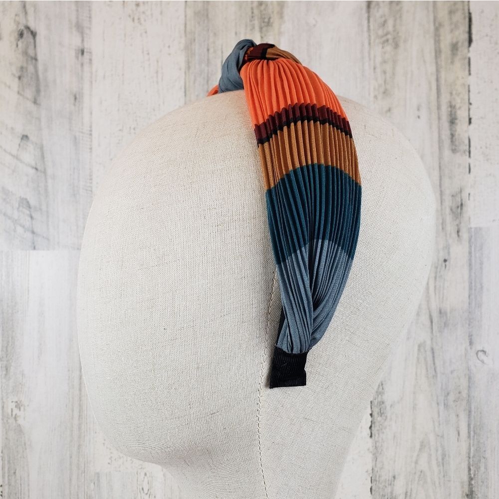 Pleated Ribbed Top Knot Headband
